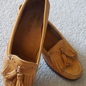 Cole Haan 7.5 loafers